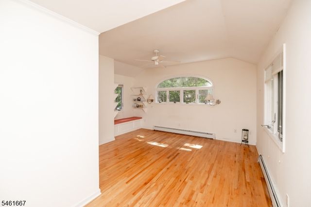 4 Emmet Roche Dr, Montville Twp., NJ 07005