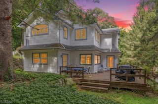 4 Emmet Roche Dr, Montville Twp., NJ 07005