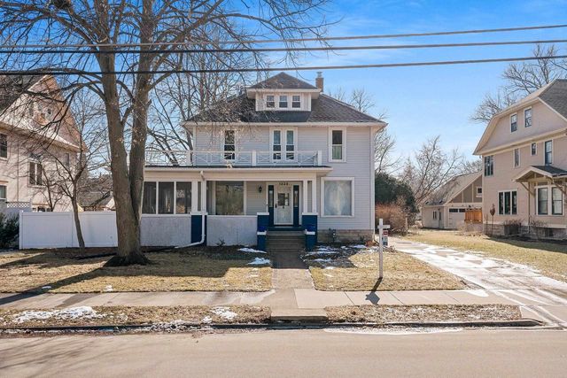 1225 WASHINGTON AVENUE, Oshkosh, WI 54901