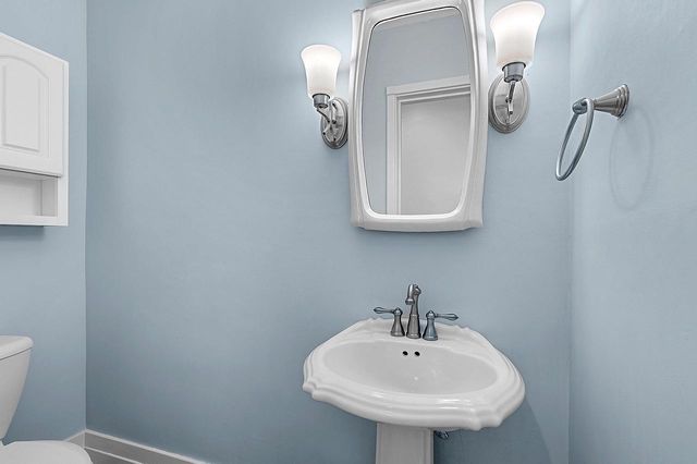 1225 WASHINGTON AVENUE, Oshkosh, WI 54901