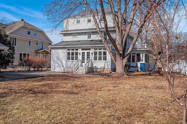 1225 WASHINGTON AVENUE, Oshkosh, WI 54901