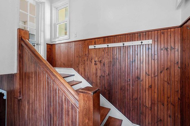 1225 WASHINGTON AVENUE, Oshkosh, WI 54901