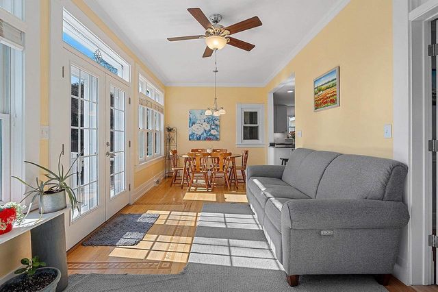 1225 WASHINGTON AVENUE, Oshkosh, WI 54901