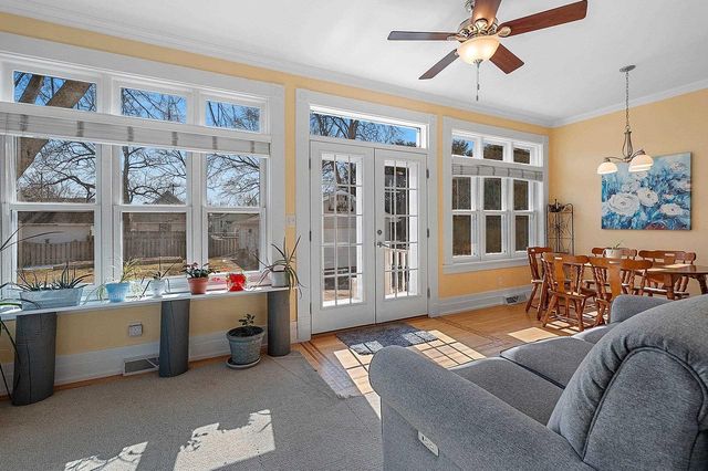 1225 WASHINGTON AVENUE, Oshkosh, WI 54901