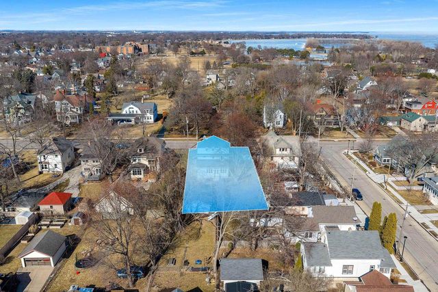 1225 WASHINGTON AVENUE, Oshkosh, WI 54901