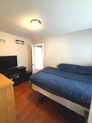 333 S YALE Avenue, Addison, IL 60101
