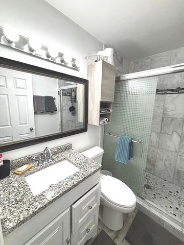 333 S YALE Avenue, Addison, IL 60101