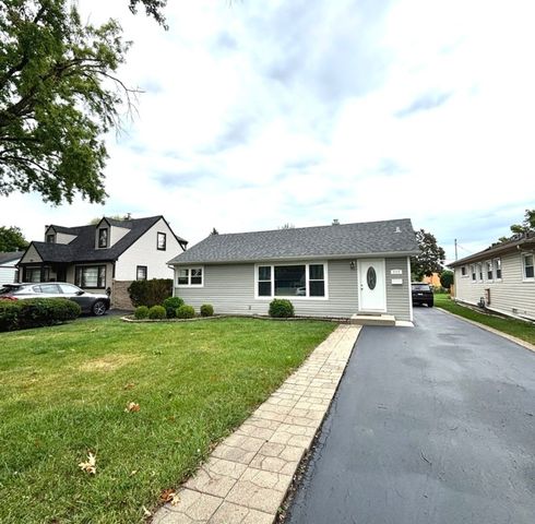 333 S YALE Avenue, Addison, IL 60101