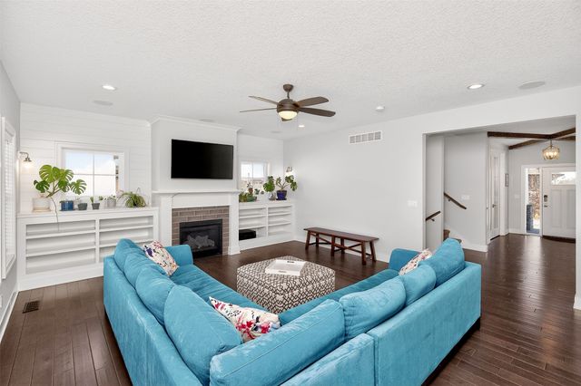 2110 SW White Birch Drive, Ankeny, IA 50023