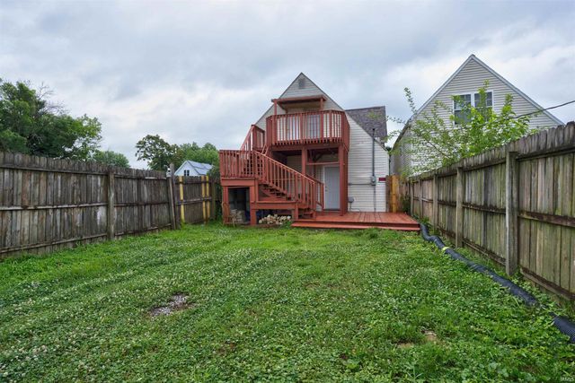1210 N Third Avenue, Evansville, IN 47710