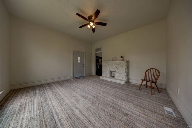 1210 N Third Avenue, Evansville, IN 47710