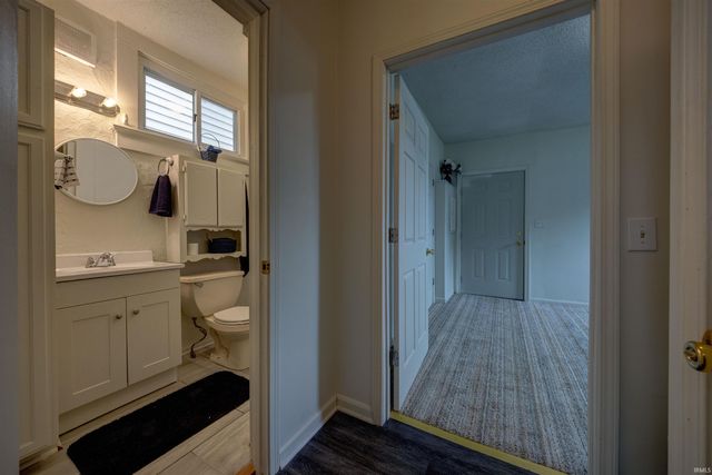 1210 N Third Avenue, Evansville, IN 47710