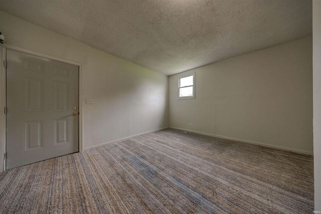 1210 N Third Avenue, Evansville, IN 47710