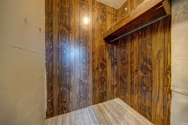 1210 N Third Avenue, Evansville, IN 47710