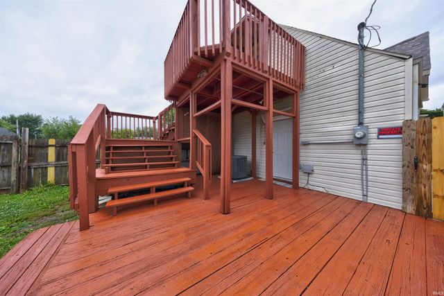 1210 N Third Avenue, Evansville, IN 47710