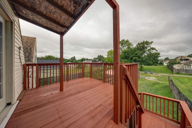 1210 N Third Avenue, Evansville, IN 47710