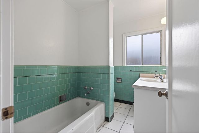 861 Jewell Ave, Yuba City, CA 95991