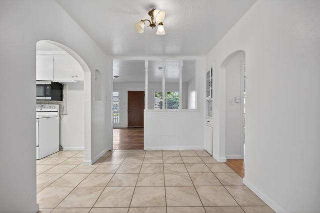 861 Jewell Ave, Yuba City, CA 95991