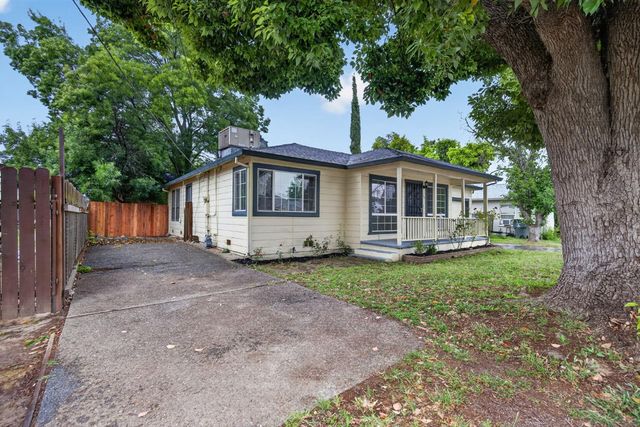 861 Jewell Ave, Yuba City, CA 95991