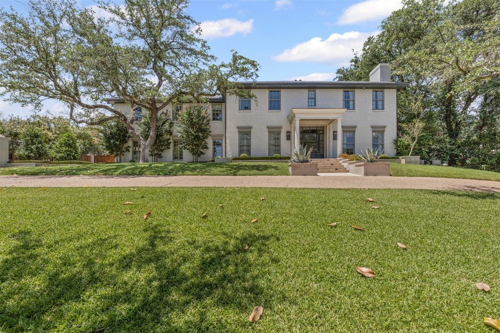 1512 Westover Lane, Westover Hills, TX 76107