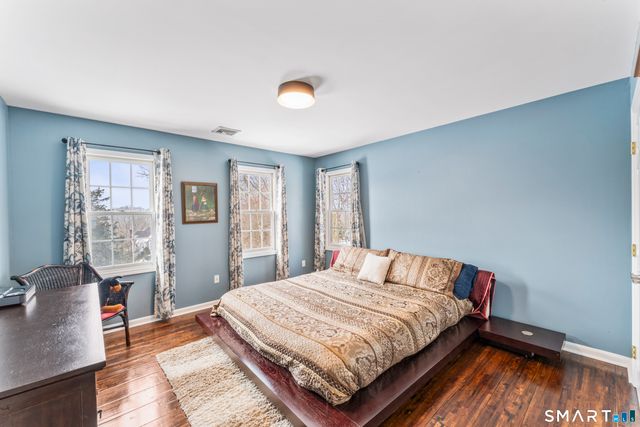 32 Yogananda Street, Newtown, CT 06482