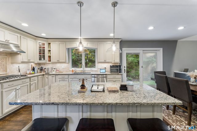 32 Yogananda Street, Newtown, CT 06482