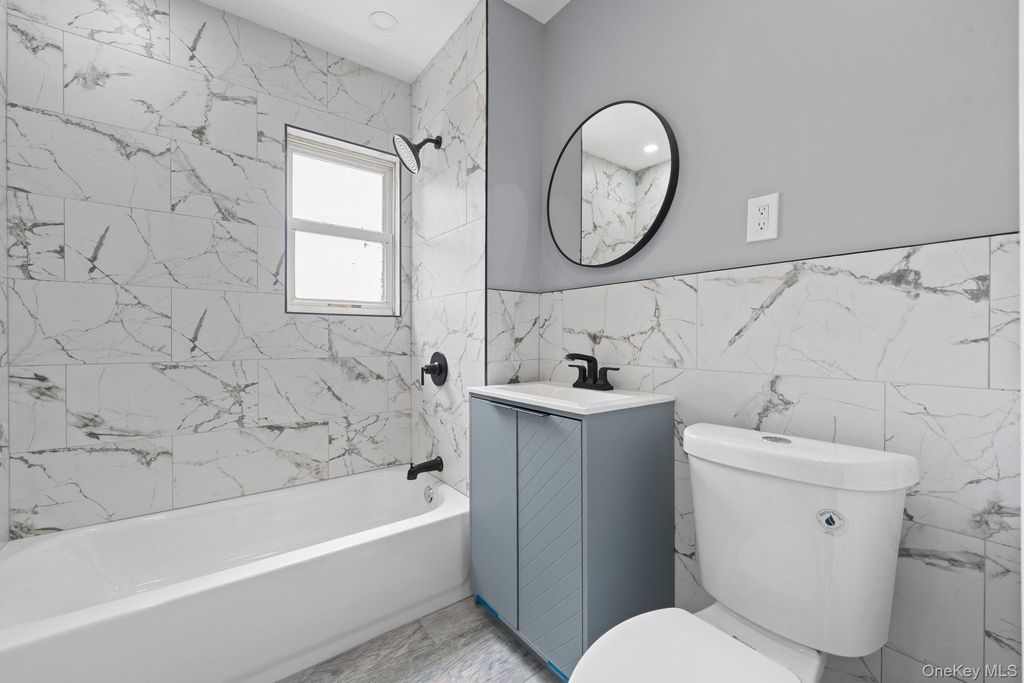 171-38 105 Avenue, Jamaica, NY 11433 — photo 3