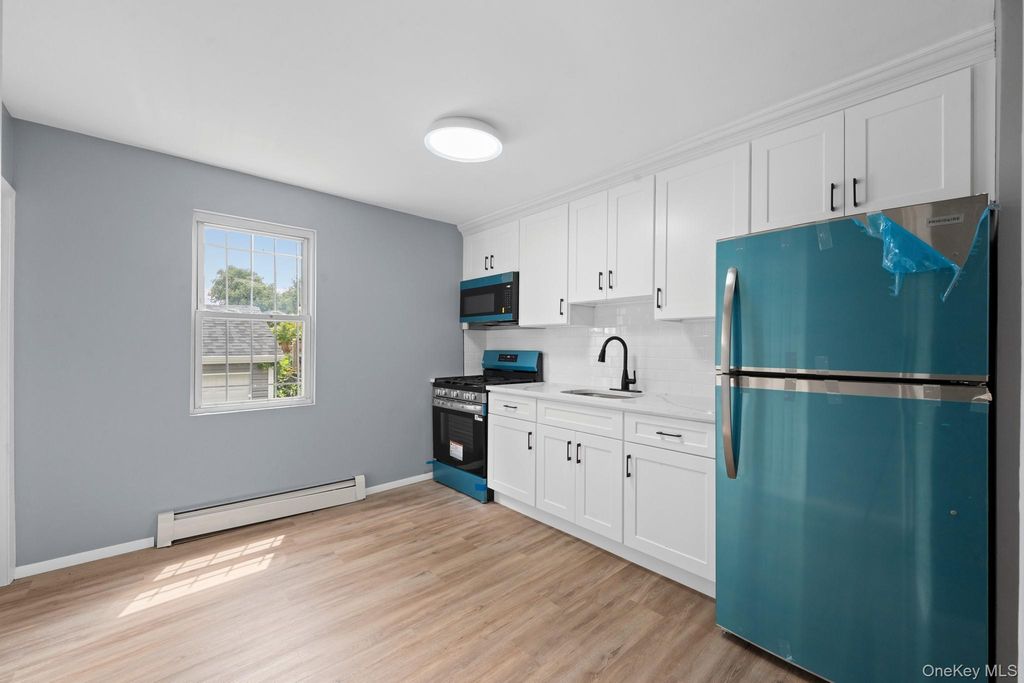 171-38 105 Avenue, Jamaica, NY 11433 — photo 5