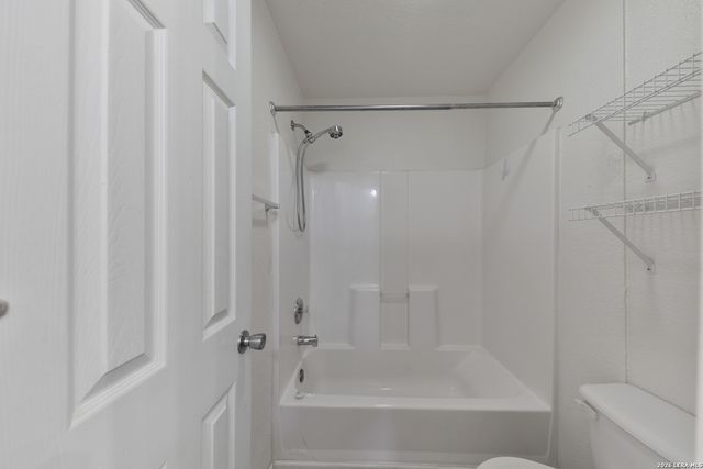 3810 MAVERICK CRK, San Antonio, TX 78247