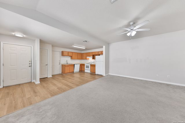 3810 MAVERICK CRK, San Antonio, TX 78247