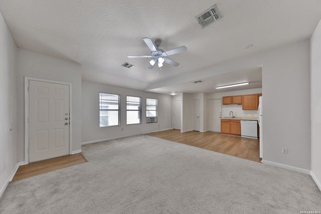 3810 MAVERICK CRK, San Antonio, TX 78247