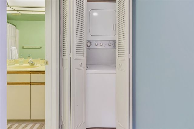 29 Plantation Drive 202, Vero Beach, FL 32966