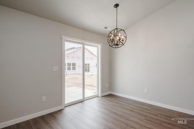 7352 S Bungalow Ave, Meridian, ID 83642