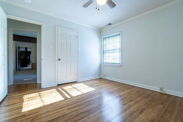 1042 LARUE ST, Memphis, TN 38122