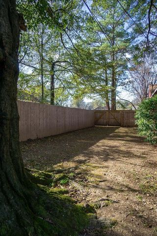 1042 LARUE ST, Memphis, TN 38122