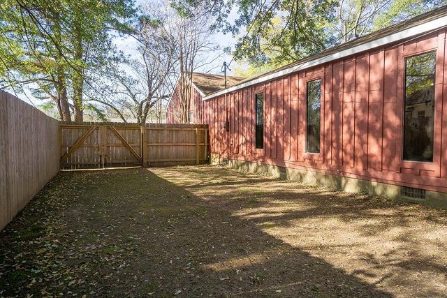 1042 LARUE ST, Memphis, TN 38122