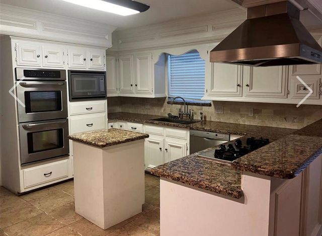 2003 Castlerock Drive, Houston, TX 77090