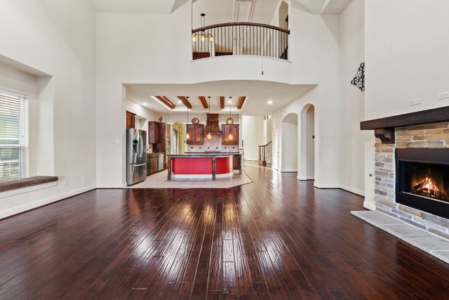 15520 Mayflower Trail, Fort Worth, TX 76262