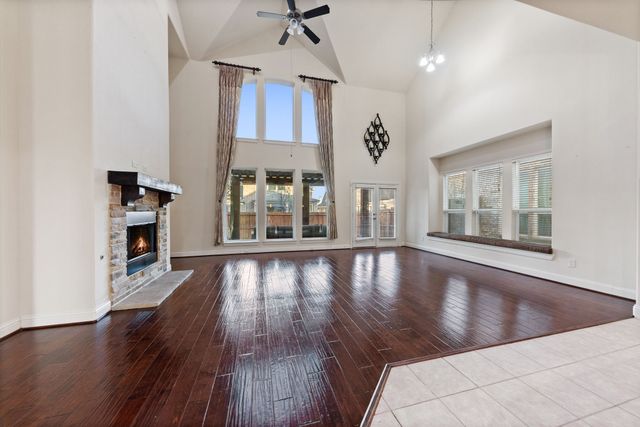 15520 Mayflower Trail, Fort Worth, TX 76262