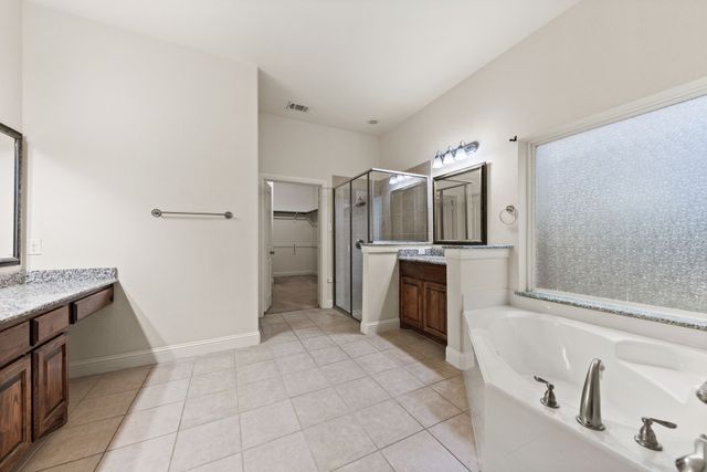 15520 Mayflower Trail, Fort Worth, TX 76262