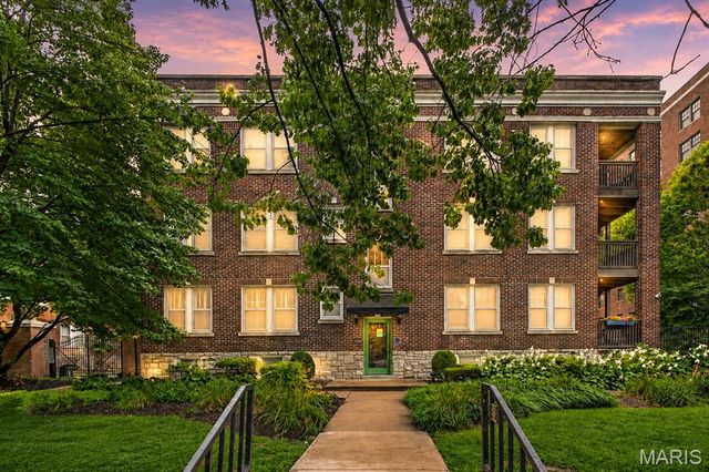 5360 Pershing Avenue 2A, St Louis, MO 63112