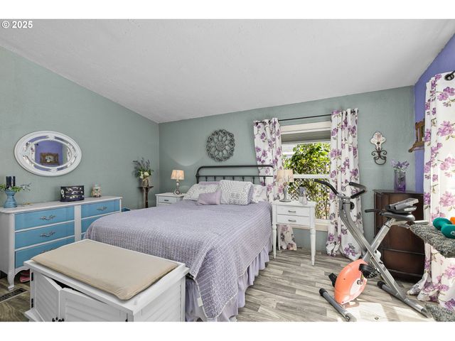10400 Se COOK Ct 65, Milwaukie, OR 97222