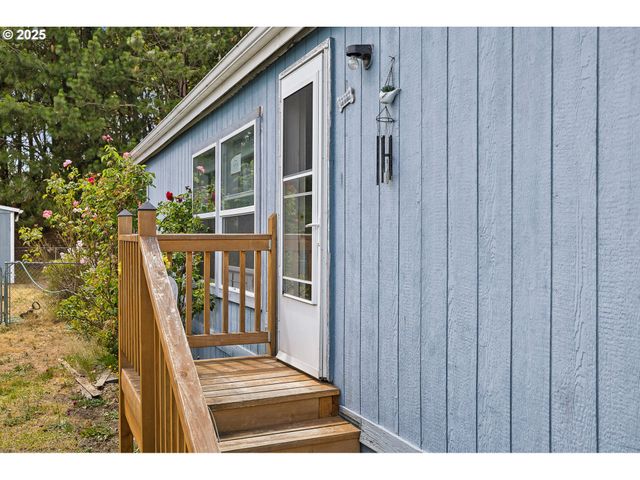 10400 Se COOK Ct 65, Milwaukie, OR 97222