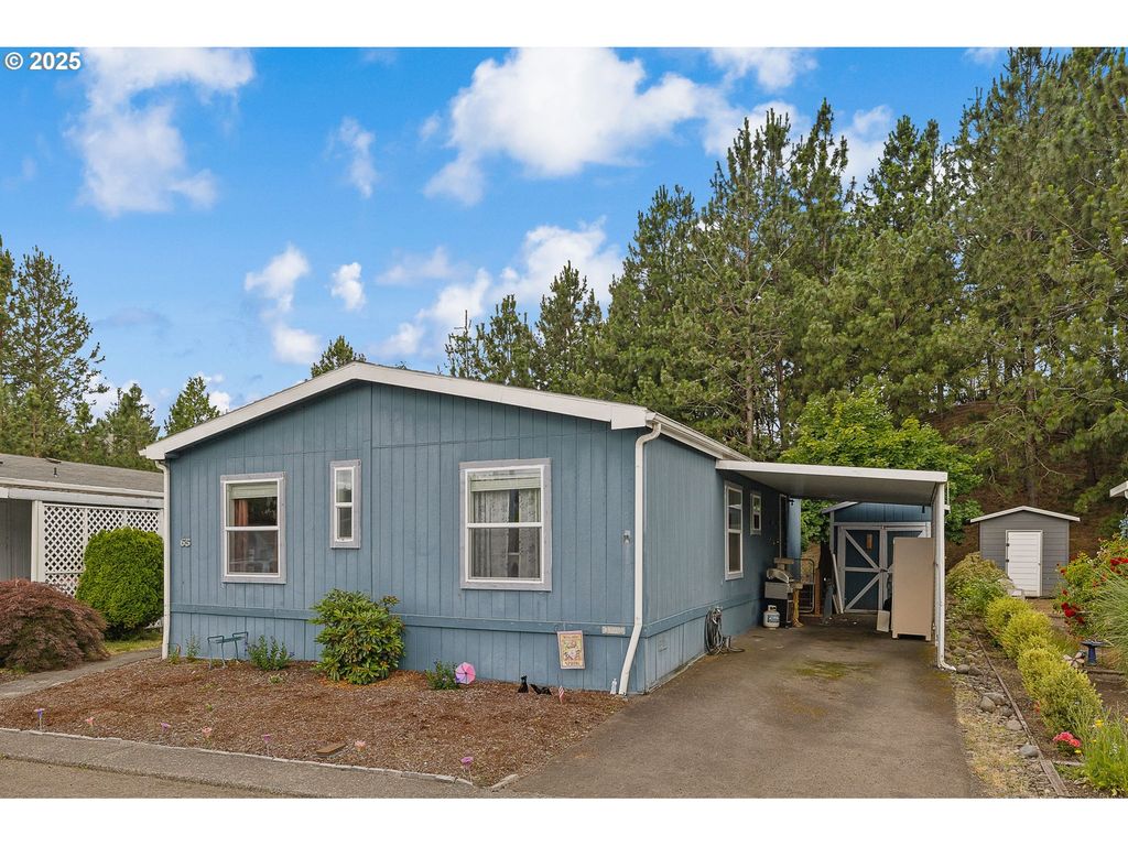 10400 Se COOK Ct 65, Milwaukie, OR 97222