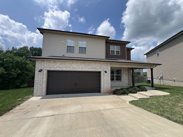 660 Elm St, Clarksville, TN 37040