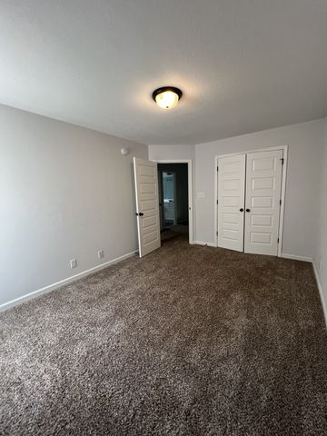 660 Elm St, Clarksville, TN 37040