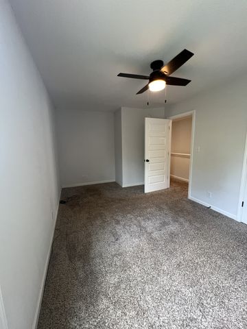 660 Elm St, Clarksville, TN 37040