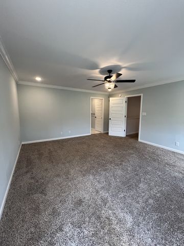 660 Elm St, Clarksville, TN 37040