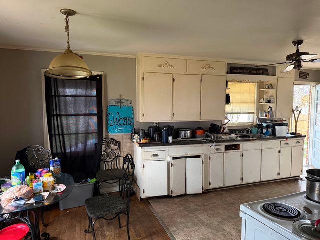 135 CUMBERLAND ST, Savannah, TN 38372