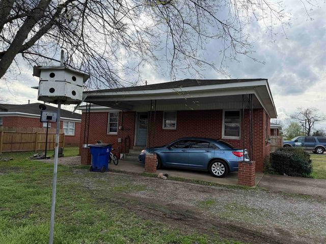 135 CUMBERLAND ST, Savannah, TN 38372